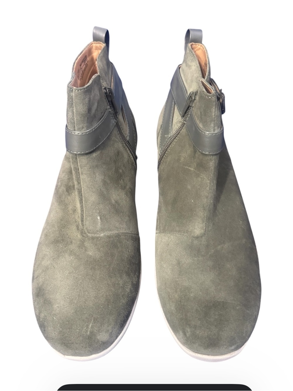 Vionic Romy Water Repellent Suede Bootie Size 12 - Picture 2 of 6
